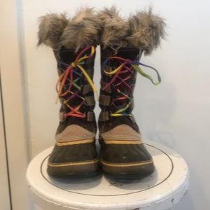 Sorel size 6.5 warm winter boots!